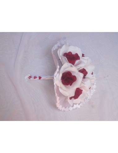 PROMO Bouquet de Cœurs pour mariage avec roses,perles et tulle