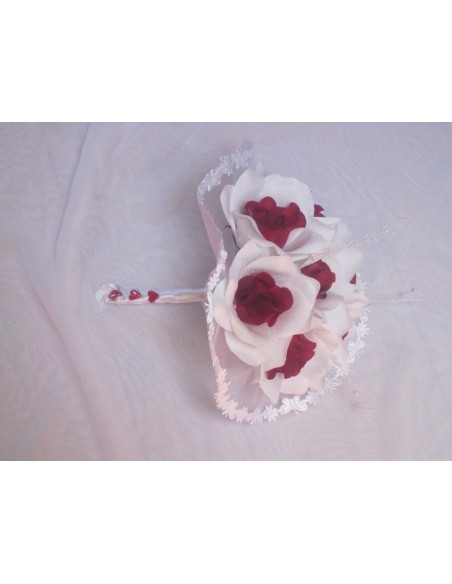 PROMO Bouquet de Cœurs pour mariage avec roses,perles et tulle