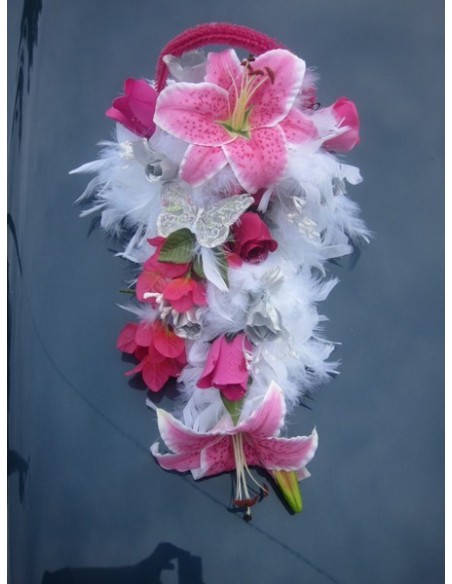 Décoration de voiture pour mariage couleur fuchsia et argenté