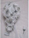 Bouquet de Mariée Cascade Blanc Argent avec roses et papillon