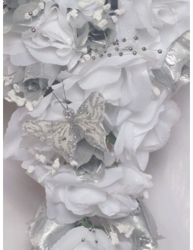 Bouquet de Mariée Cascade Blanc Argent avec roses et papillon
