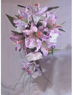 Bouquet mariage cascade "fleurit" avec Lys Parme et roses blanches