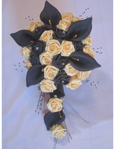 Lot bouquets Mariage Noir et Jaune avec de belles Roses et des Lys