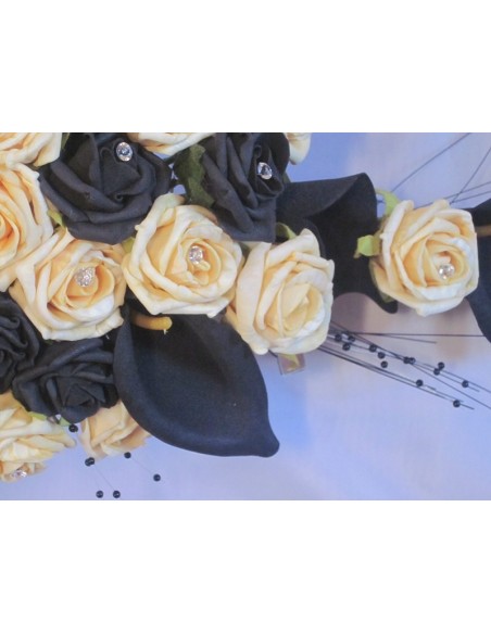 Lot bouquets Mariage Noir et Jaune avec de belles Roses et des Lys