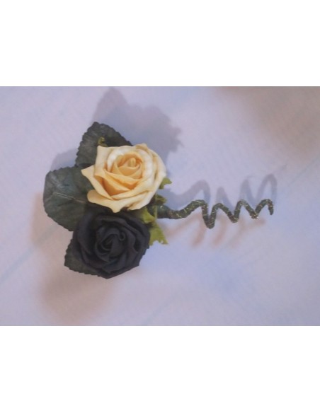 Lot bouquets Mariage Noir et Jaune avec de belles Roses et des Lys