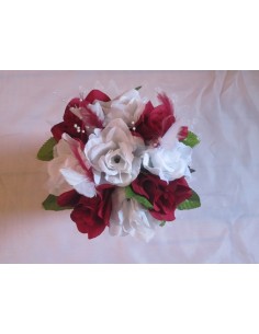 Bouquet Mariée Rond thème bordeaux, chocolat, noir avec des Roses 2